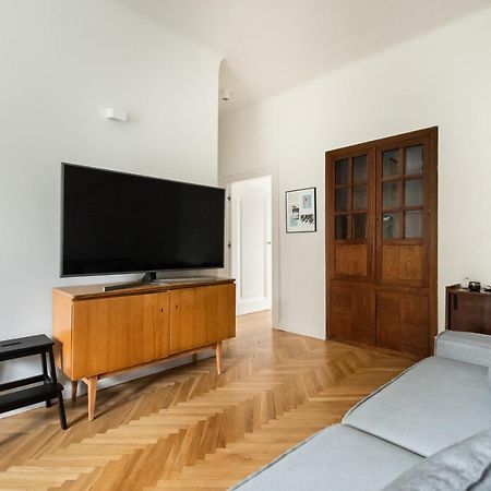 Plac Wilsona Comfy Apartment Варшава Екстериор снимка