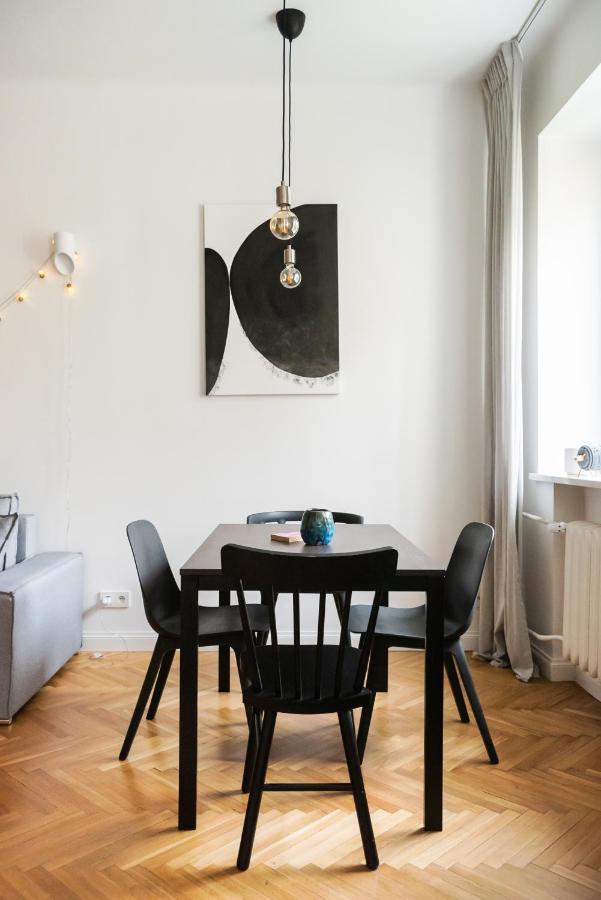 Plac Wilsona Comfy Apartment Варшава Екстериор снимка