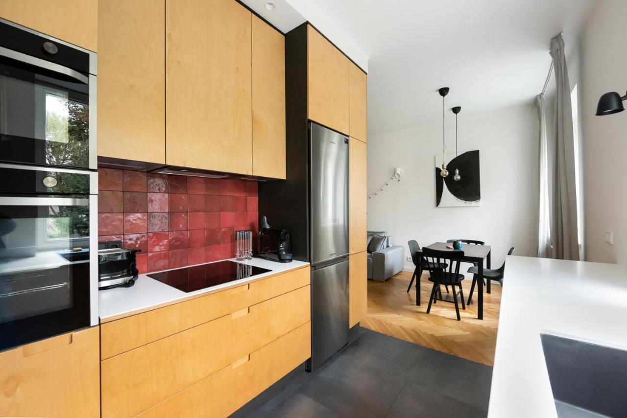 Plac Wilsona Comfy Apartment Варшава Екстериор снимка